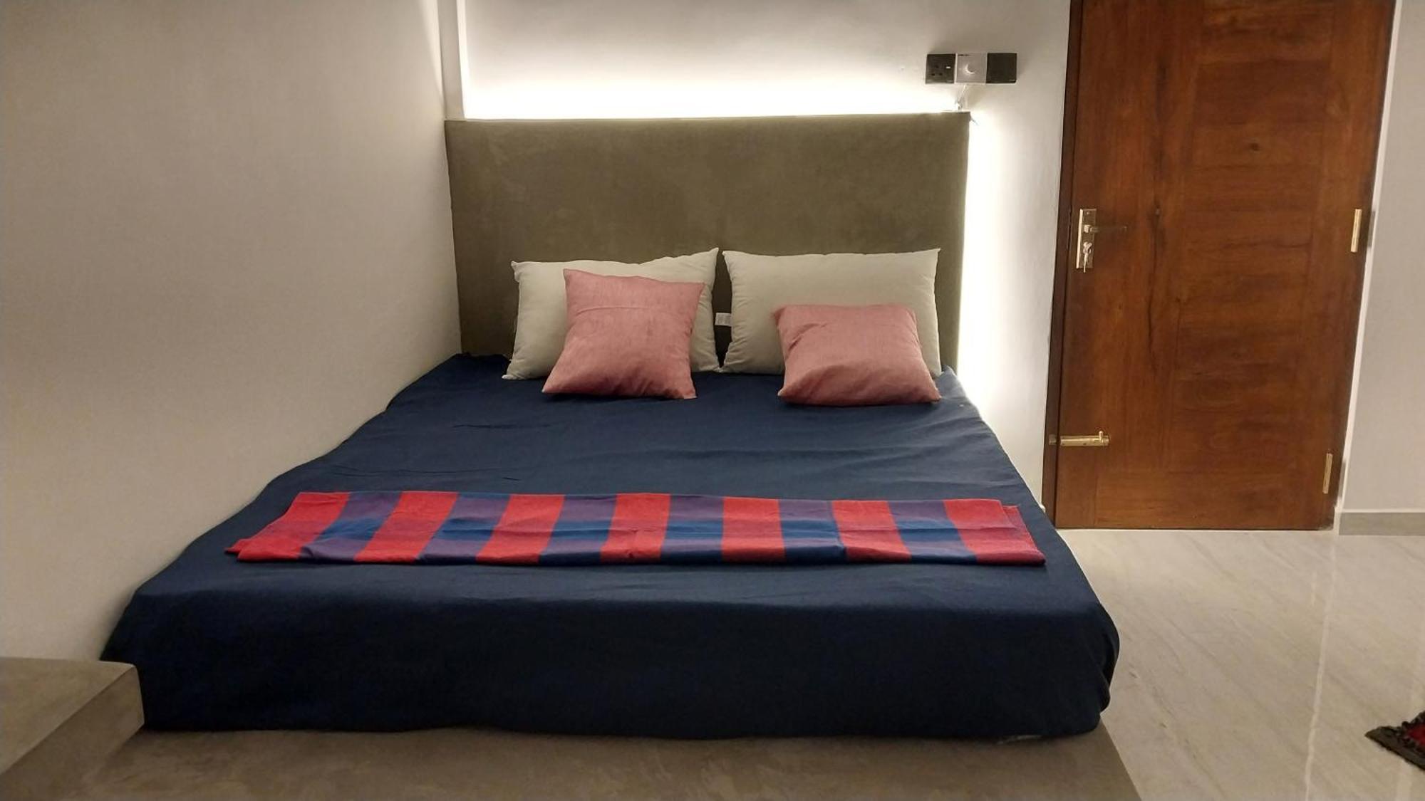 102 Apartment *